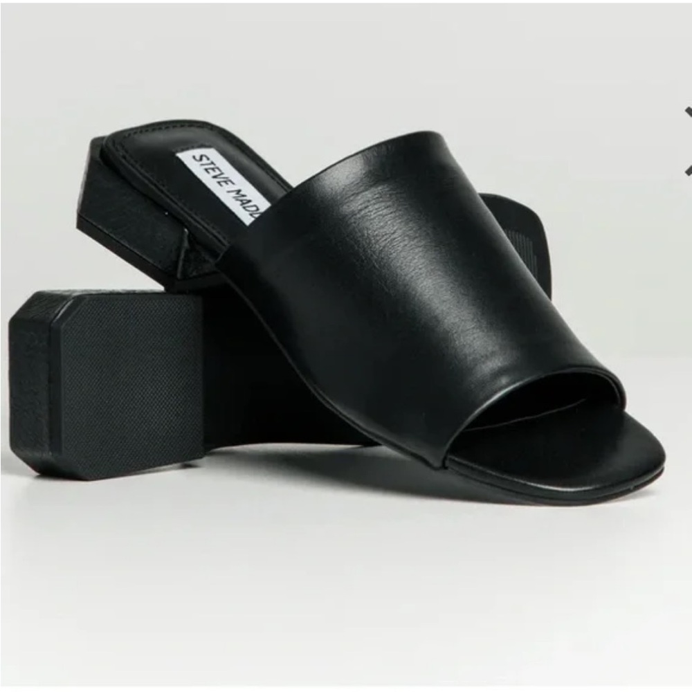Steve Madden Black Anders Sandal